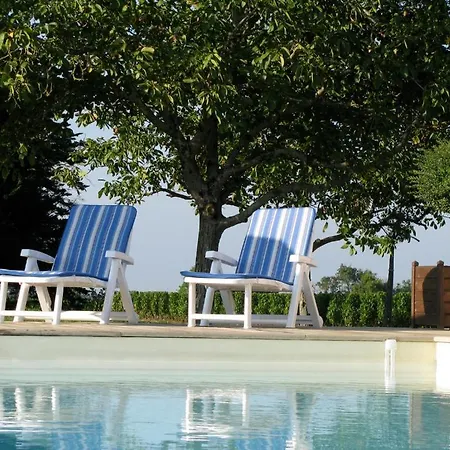 Le Domaine Des Gauliers 4*